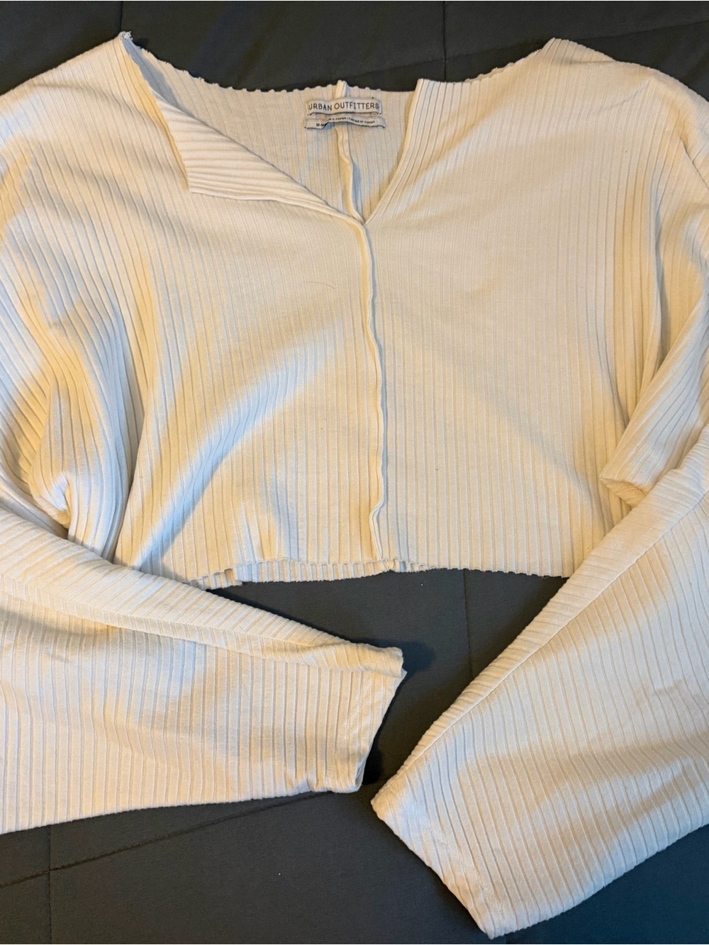urban outfitters long sleeve white ribbed crop top size M